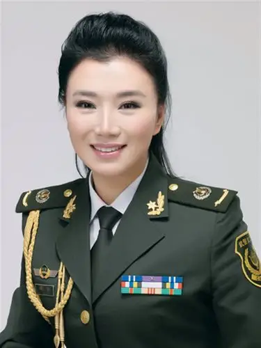 著名军旅歌唱家子祺