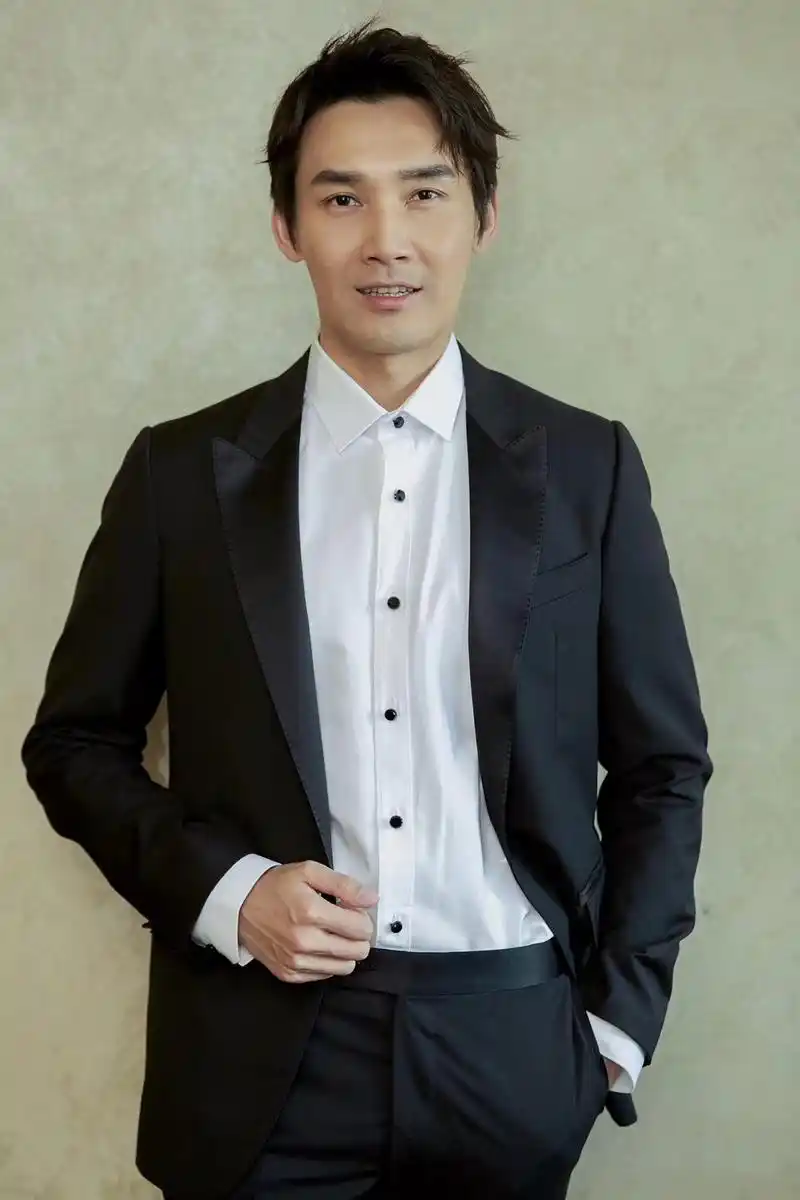 张铎Ⅹ首届中国太原体育电影展开幕式.