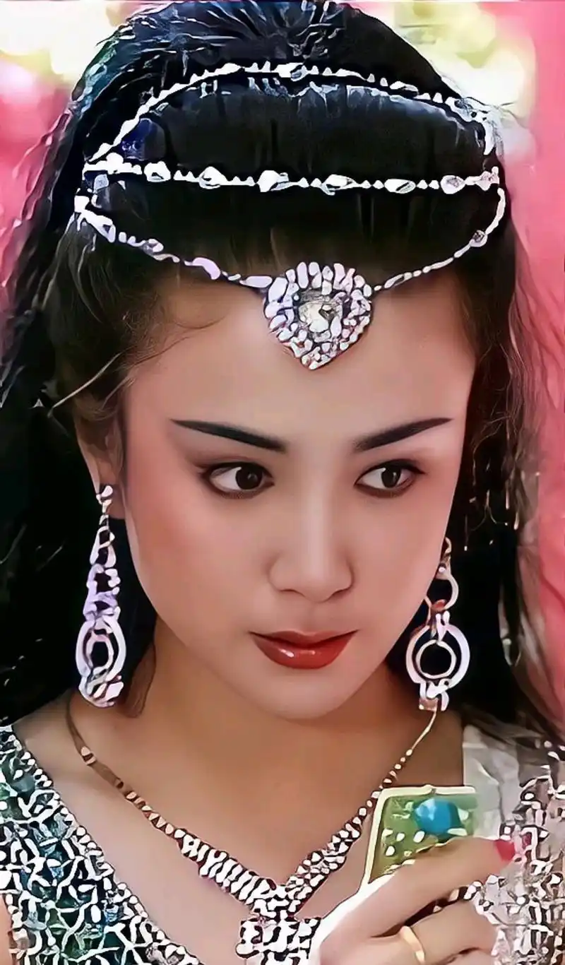 最美妲己傅艺伟