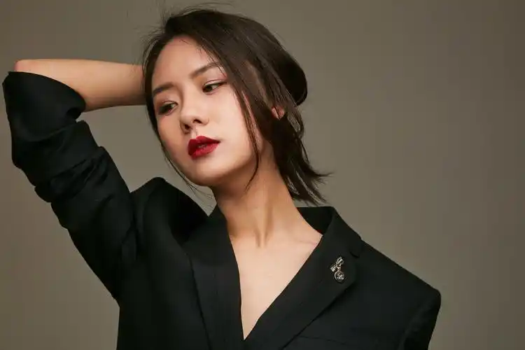 《新世界》群星荟萃 张晔子凭什么吃这块好饼