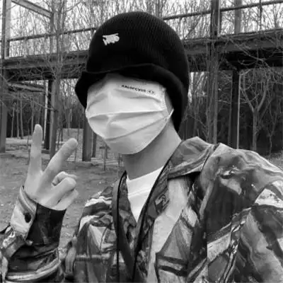 男生头像黑白高冷图片