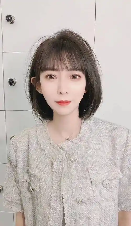 原创40岁左右的女性发型这样剪时尚年轻不老气