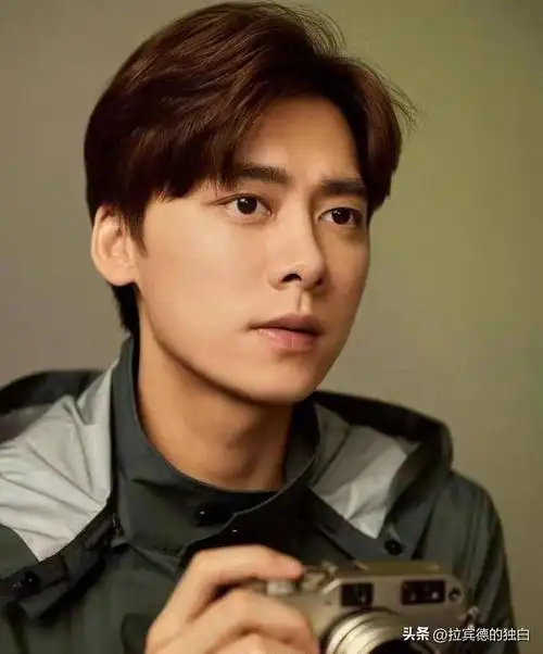 李易峰被封杀一年后的现状网友看完心里挺复杂的