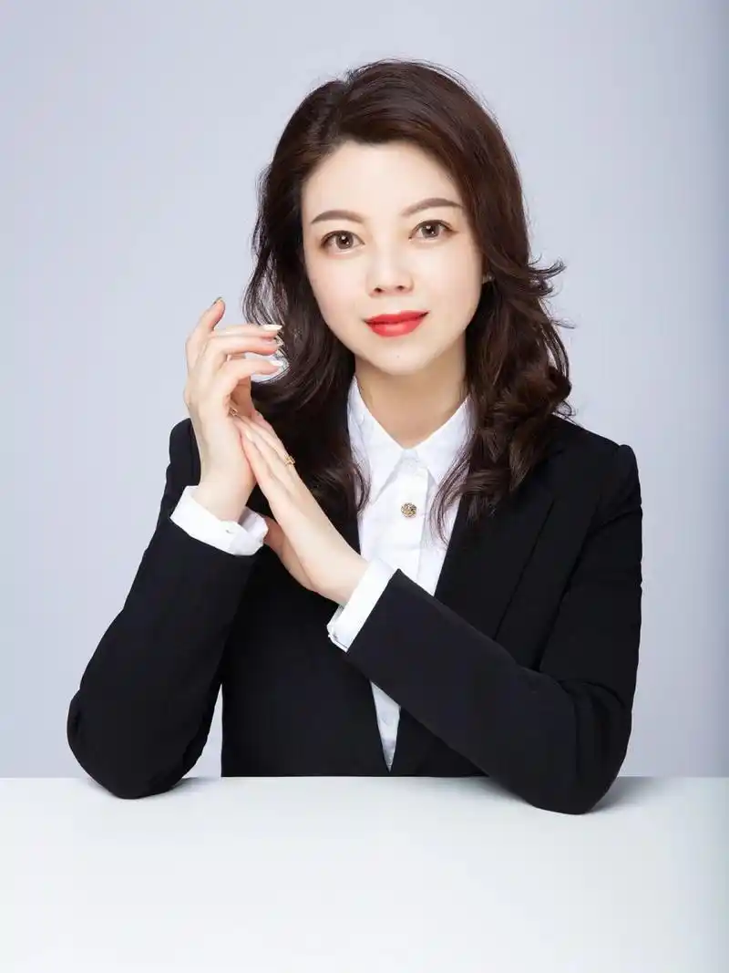 金融人/银行人员职业形象照 | 扬州约拍  展示给人们的是自信,力量