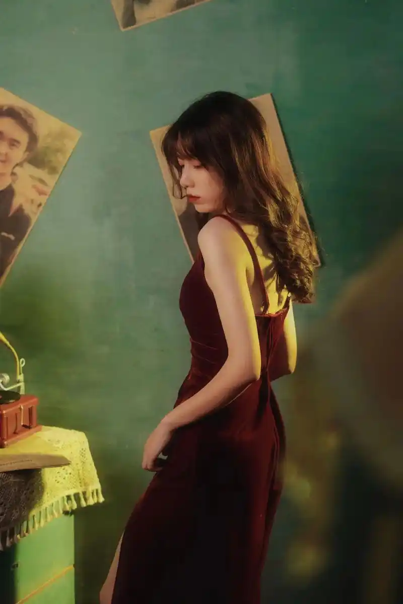 港风model的一天#复古港风  #港风复古 #港风写真  - 抖音