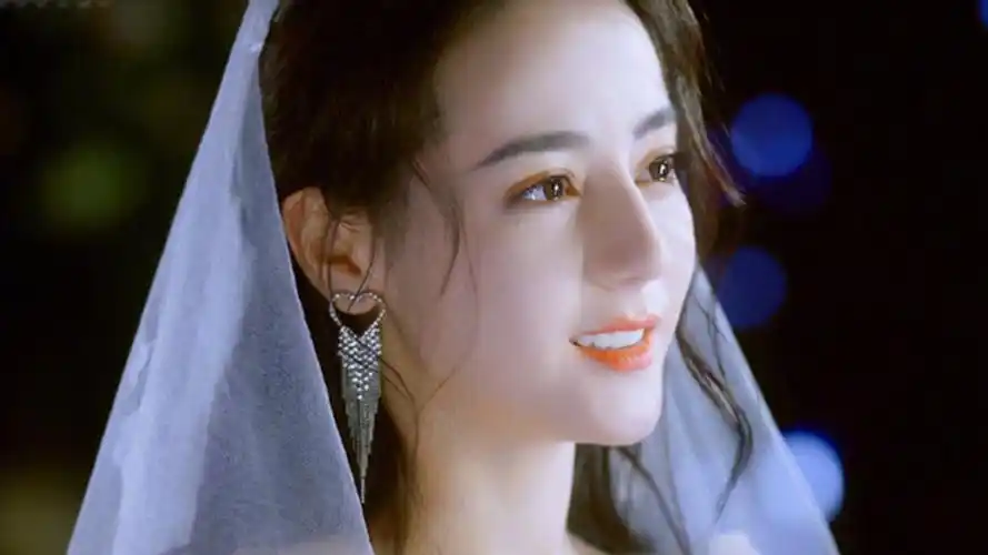 迪丽热巴录音频祝乔晶晶新婚快乐 平行时空一定要幸福