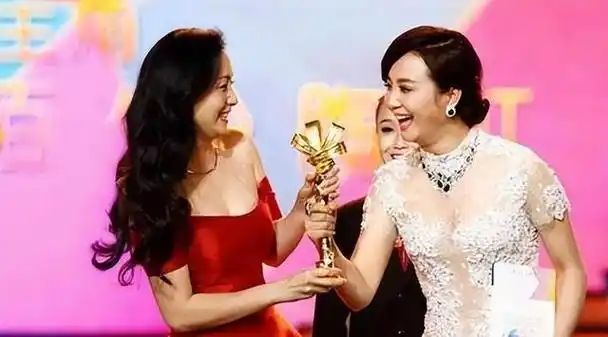 7对撞名的女星同名不同命有人无辜被连坐有人公开对峙