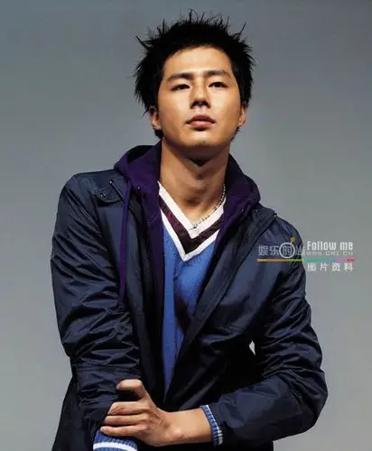 这个明星叫什么啊?