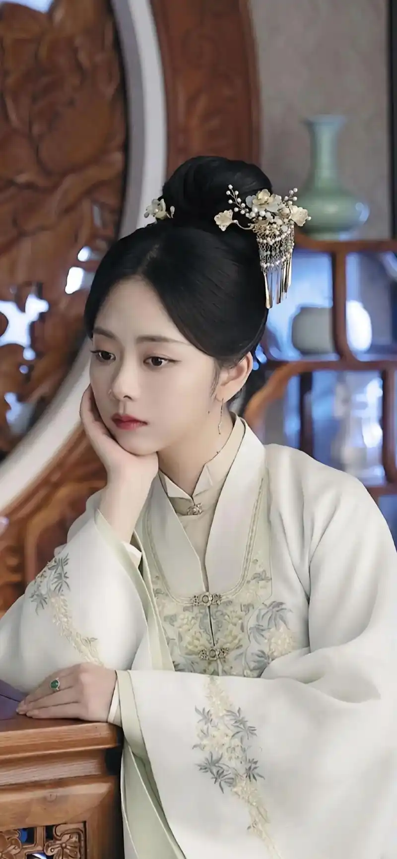 理论上:古装剧红木家具是 - 抖音