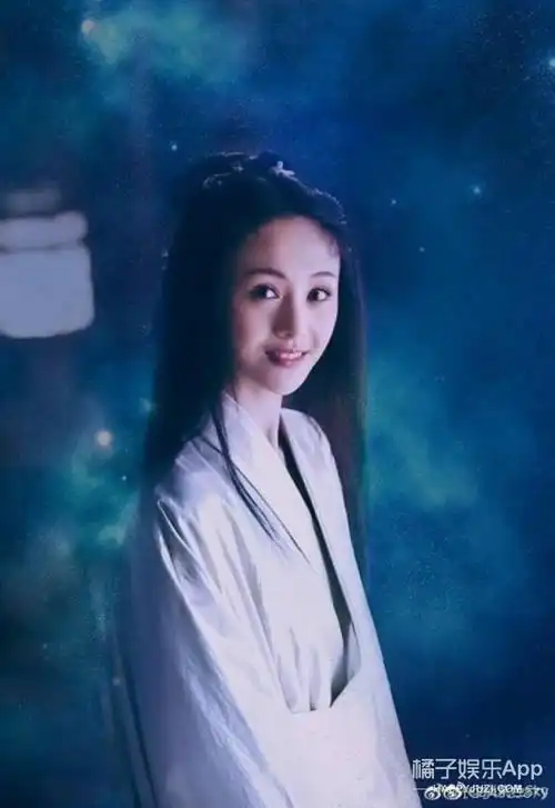 郑爽最新古装造型曝光网友这确定不是仙女本人