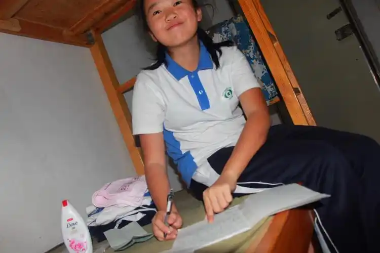 教育活动剪影(二) 写美篇用军歌震撼内心, 用日记承载我们的军训生活