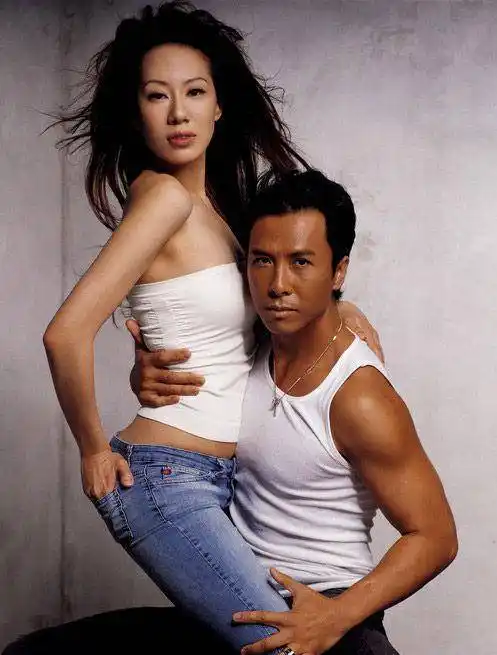 甄子丹对妻儿恩爱有加,有段失败婚姻妻儿撒手人寰