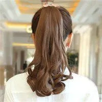 马尾辫头像背影图片【点击鼠标右键下载】