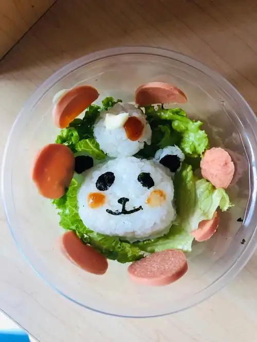 舌尖上的幼儿园——自制可爱饭团