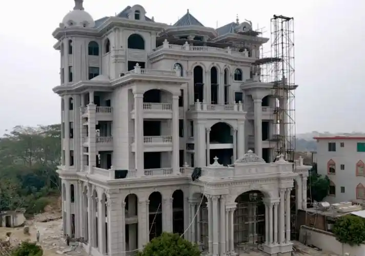 霸气外露的石材别墅一个亿也买不来