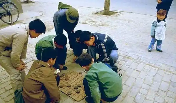 老照片:穿越到80年代,这里有80后无忧无虑的童年!