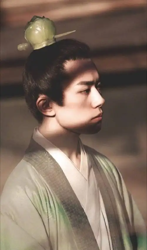 当爱豆穿上汉服##易烊千玺朋友请听好