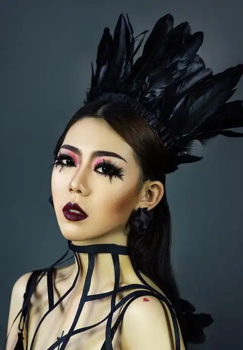 艾拉美妆教育创意写真