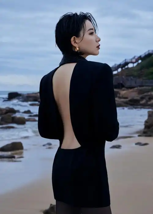 李斯丹妮比基尼旧照