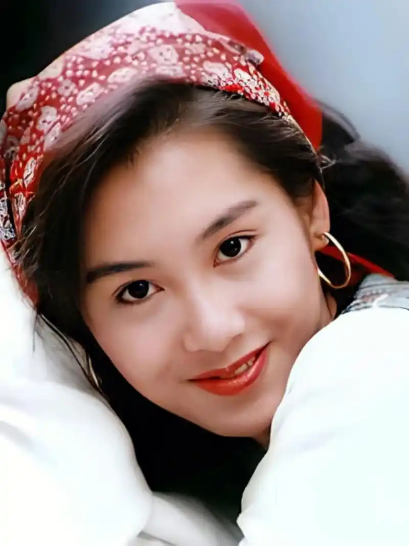 香港演员朱茵(二)