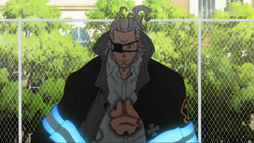 大队长班兹在使用能力时,右眼会燃起火焰,能够起火所