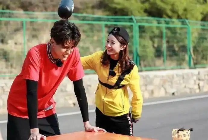 吴亦凡疑辞演青簪行他为何不愿当二番原因和赵丽颖有关