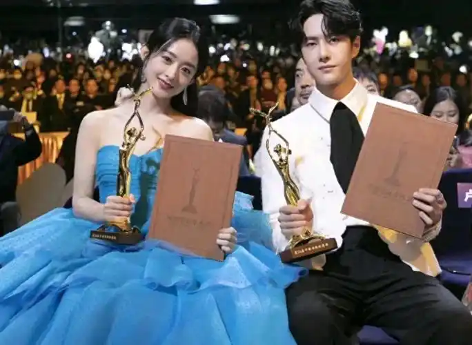 王一博赵丽颖绯闻再升级老粉亲自下场爆料称两人早就恋爱