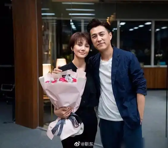 多位他在演艺圈的熟人客串演出,包括邬君梅,王鸥,袁泉,雷佳音,左小青