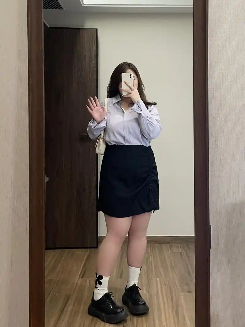 158 150斤|大码胖mm早春第九弹78通勤知性风 这套上身好有气质!