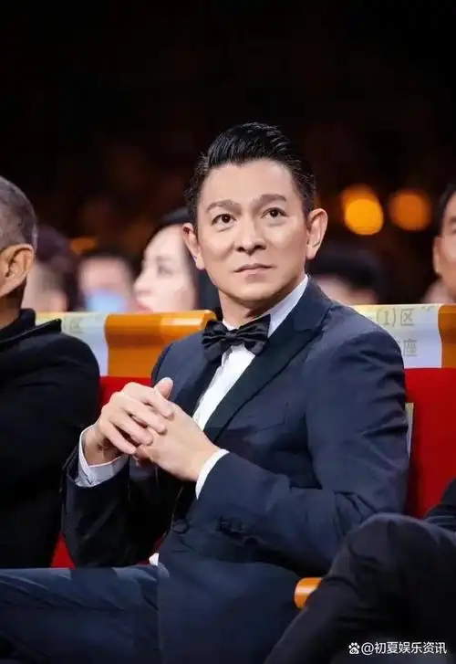 超级 "劳模" 刘德华,一个活该红一辈子的男人