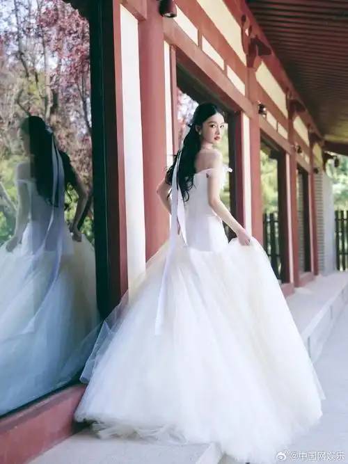 恶意p图李沁黑白照剧方道歉##p李沁黑白照短剧方道歉