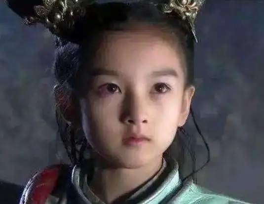 关晓彤为啥不拍仙侠剧(关晓彤4岁演无极)(4)