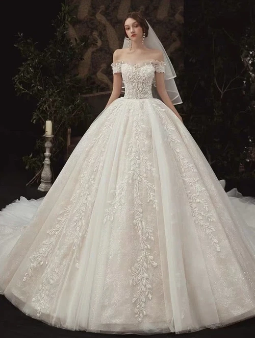 心理测试你觉得哪件婚纱穿上最美秒测你会错过最爱你的人吗