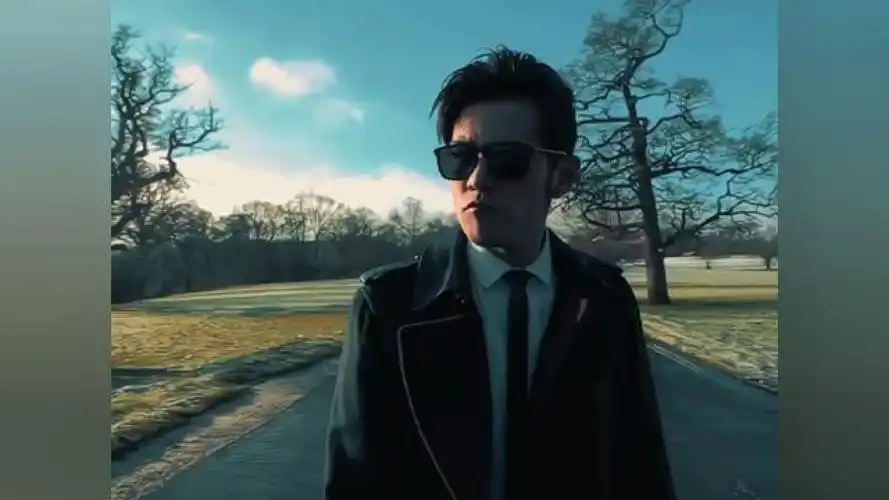 "上车了,收拾心情背上行李"#周杰伦#怎么了