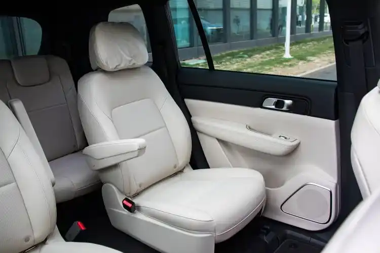 七问七答动态试驾2021款理想one