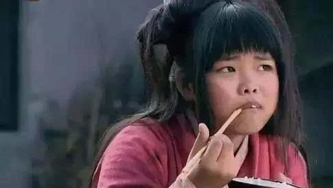 曾经的"最丑童星"今天的阳光女神!