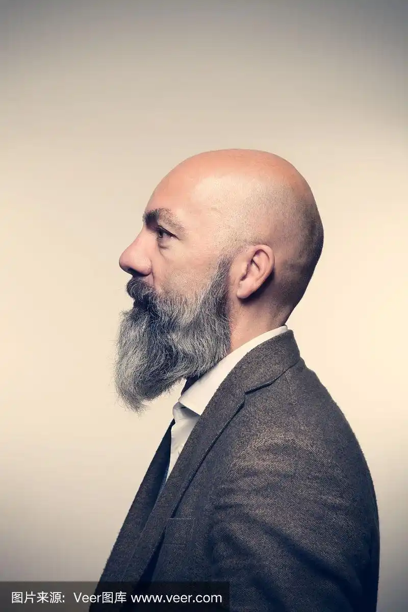 络腮胡子,男人,剃光头,侧面像,垂直画幅