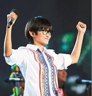 深圳商报:《快乐女声》停办让人遗憾