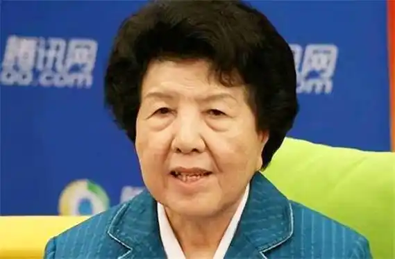 建国后第一位女省委书记万绍芬:高龄70送救灾款,现92岁一生清廉