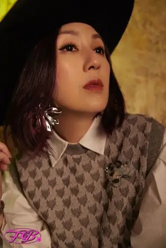 杨千嬅藏在每个人的青春里