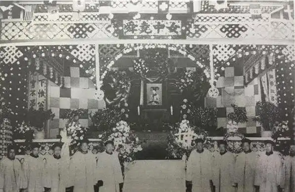 隆裕太后生活优裕又没有疾病为何在清帝退位第二年就去世了