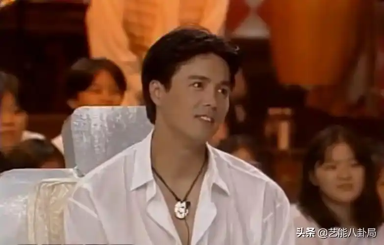 认识了大她10岁的林瑞阳,当时男方已经凭借一系列琼瑶剧和家庭剧,红透