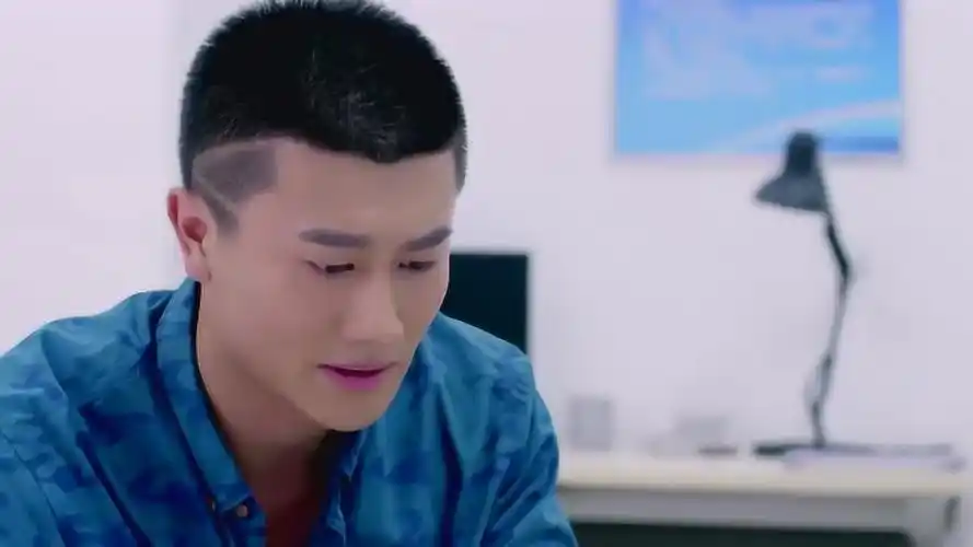 麻辣变形计柳莎遭受重创心脏供血不足骤停秦升暖心一旁陪伴