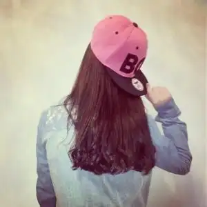 qq头像女生背影伤感