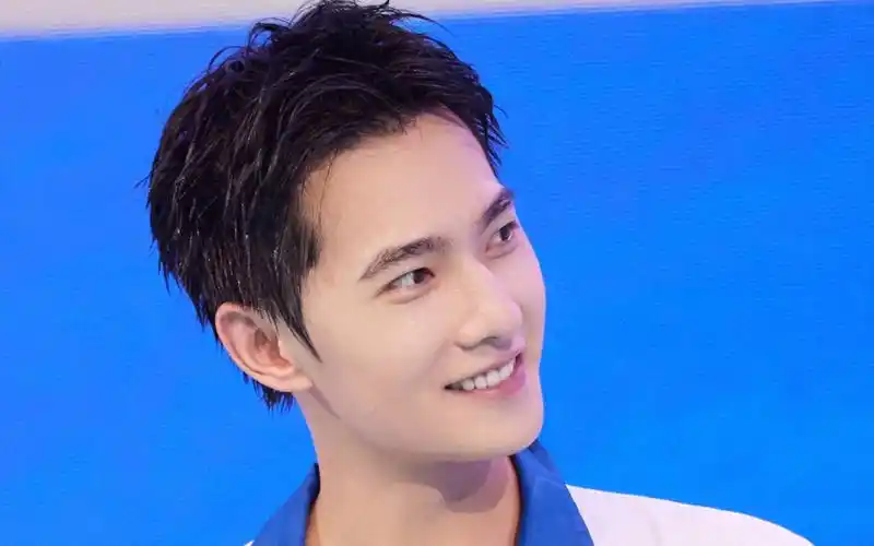 杨洋2021快乐大本营 超级甜的咩宝06