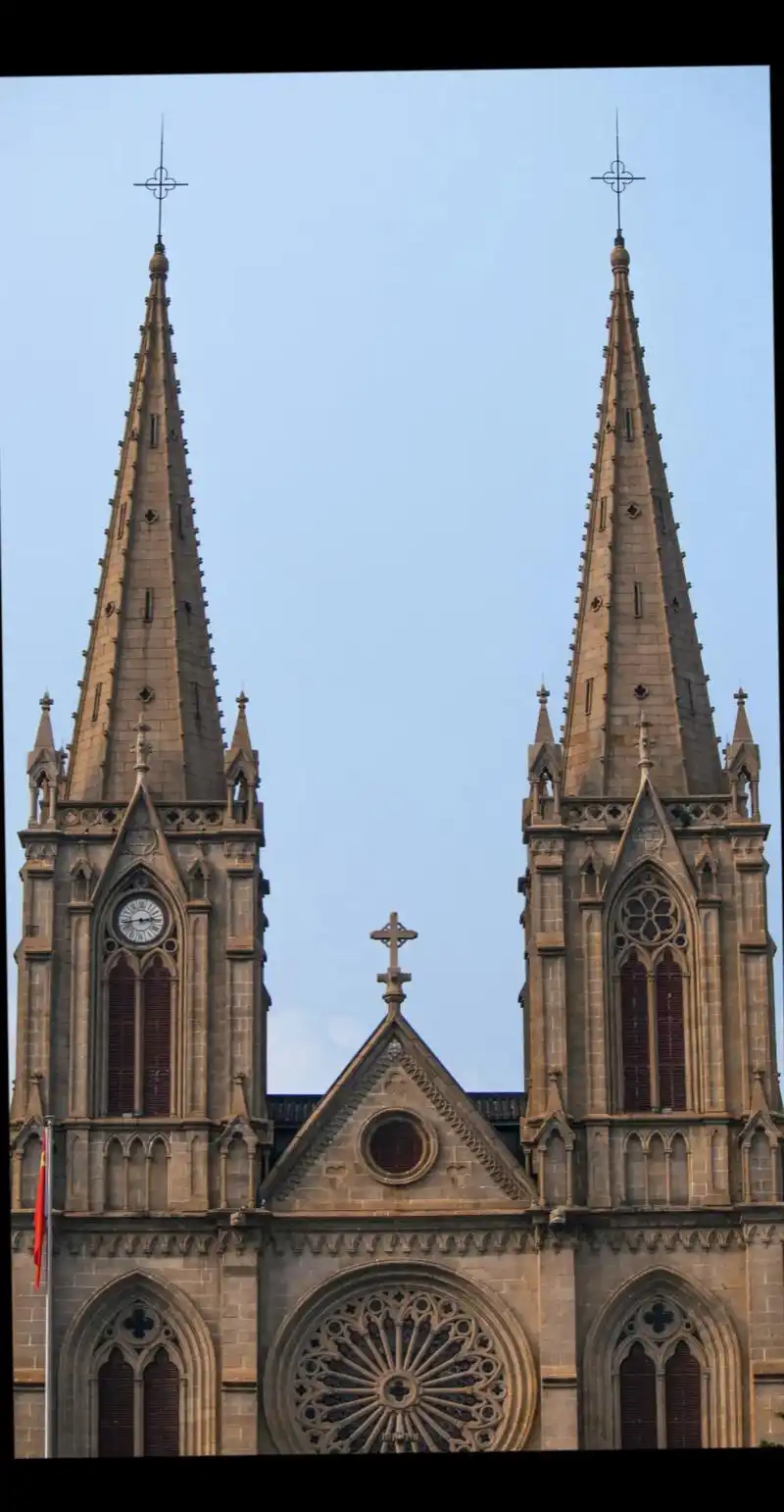 在岁月如歌中找到你.#教堂#基督教 #摄影 - 抖音