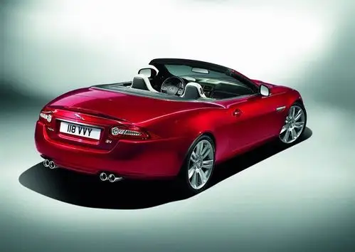 捷豹xk xkr 5.0l v8机械增压敞篷跑车