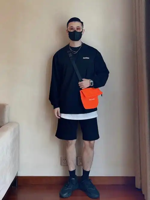 175cm70kg秋季男生黑色系穿搭回头率up