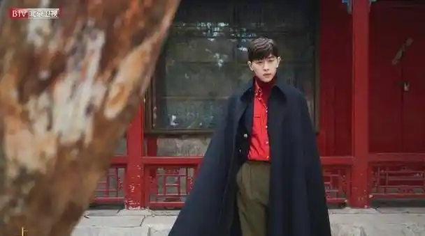 原创邓伦长在了我的笑点上上新了故宫邓伦手机字号像老人机图亮了