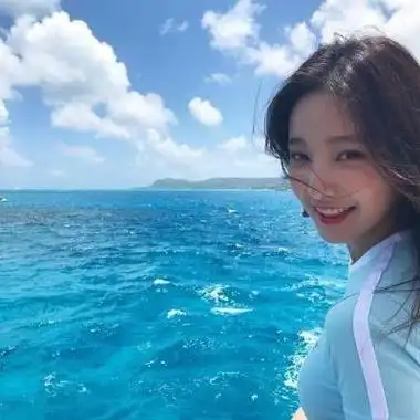 海边美女头像图片唯美 女生头像图片大全 -【爱个性】